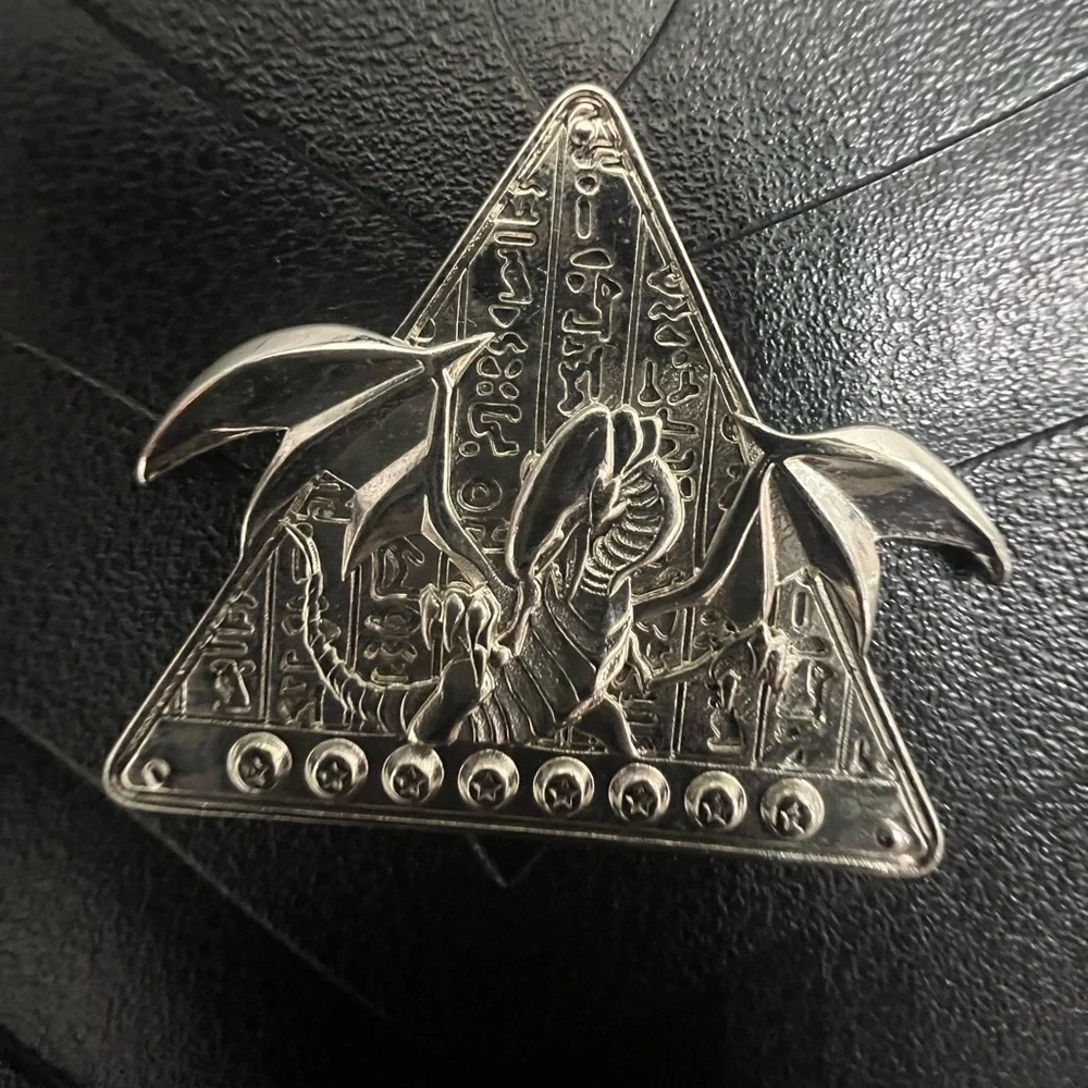 RARE!!! Yu-Gi-Oh! Blue-Eyes White Dragon 3D Black and Gray Backpack. Like New! - Picture 8 of 12